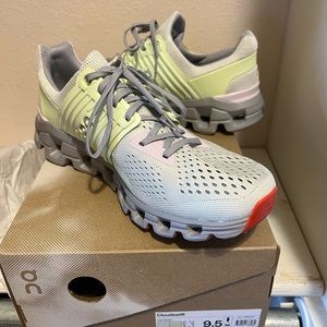 Men’s Cloudswift Sneakers 9.5